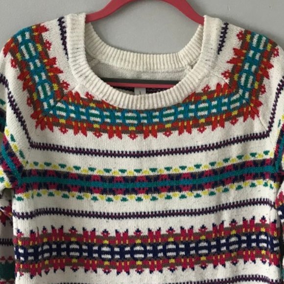 Patterned Sweater - Picture 4 of 7